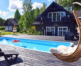 Dubingių Vila su baseinu gamtos apsuptyje
